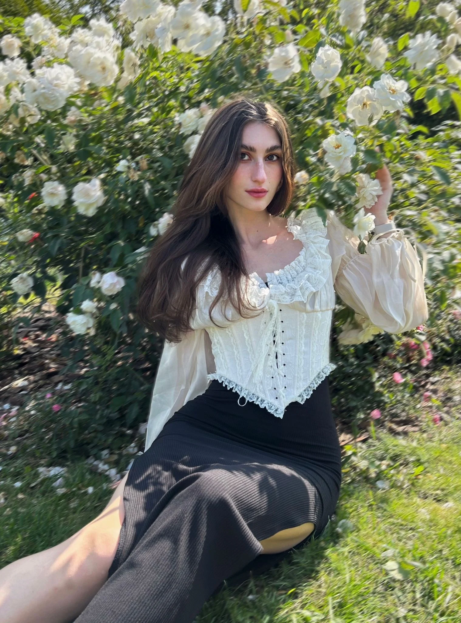 Edith - Botanical Artist